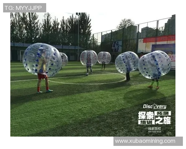 在水中畅玩足球的乐趣与技巧探索之旅